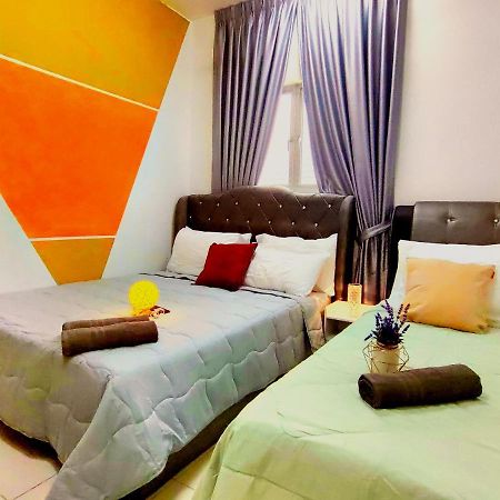 Alanis Residence 7 Pax @ Sepang Klia Kota Warisan Экстерьер фото